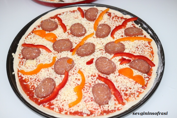 Pizza hamuru nasıl yapılır? Sevginin Sofrasi